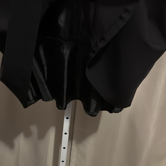 Nine West Black Flared Hem Skirt Women's Size 14 Career Office - Picture 4 of 4